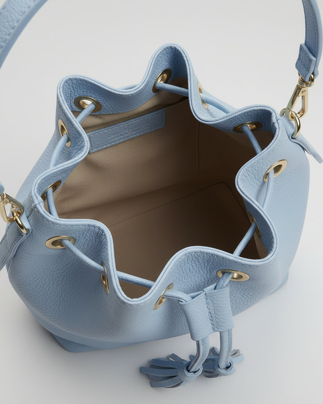 LINDA Blue Bucket