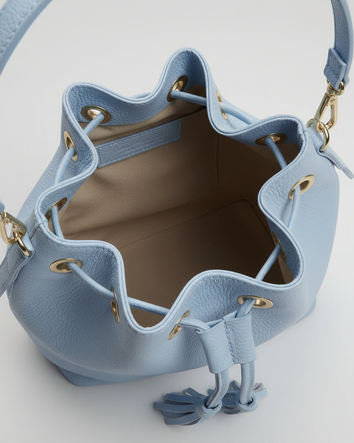 LINDA Blue Bucket