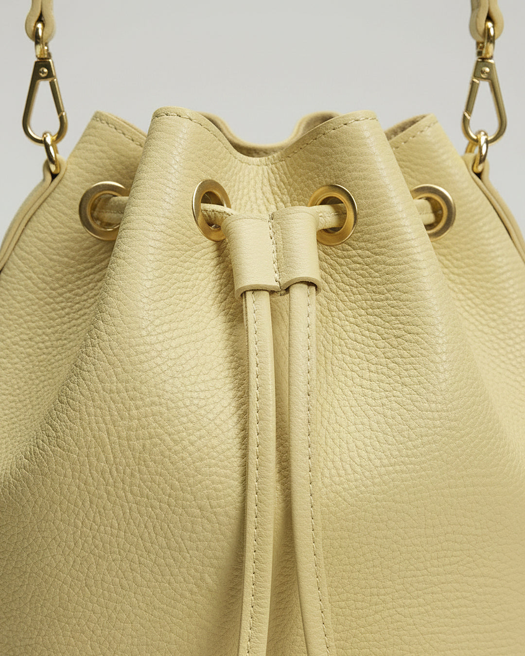 LINDA Butter Yellow Bucket Bag