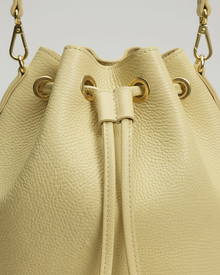 LINDA Butter Yellow Bucket Bag
