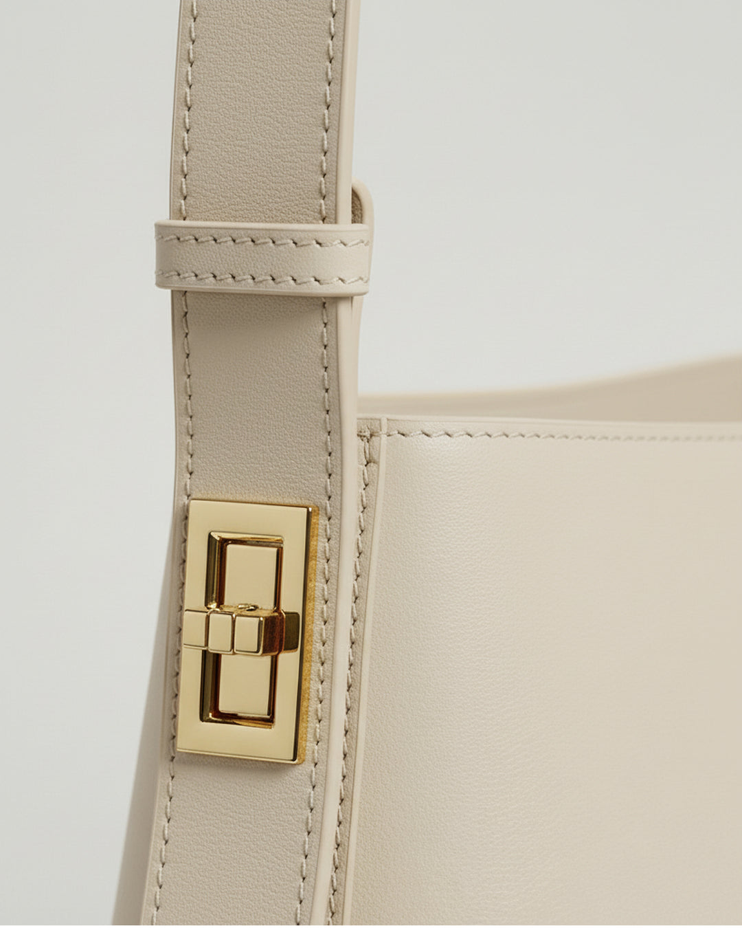 ROME Cream Bag